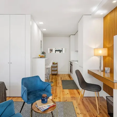 Apartment Lapa Design With Workspace