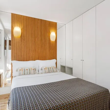 Lapa Design With Workspace Apartment Porto