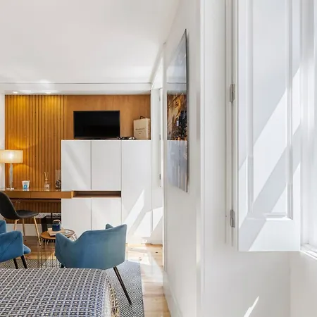 Apartment Lapa Design With Workspace