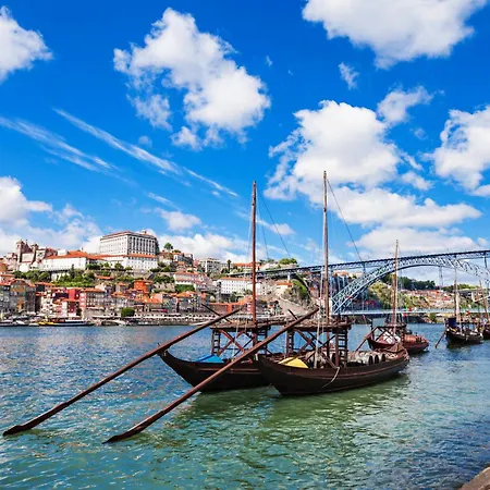 Lapa Design With Workspace * Porto
